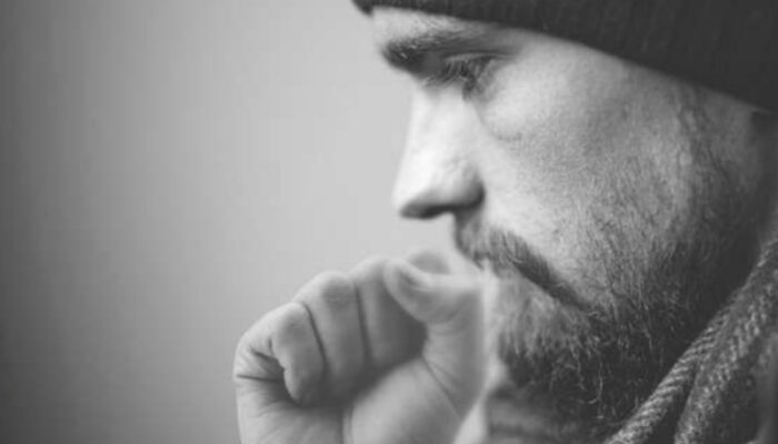 Membedakan Sesak Napas Jantung dan Asam Lambung