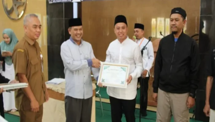 Membumikan Al-Qur’an di Lorong Kesembuhan: Lantunan Ayat Suci Warnai Peringatan Nuzulul Qur’an 1447 H di RSUD R. Syamsudin SH Kota Sukabumi