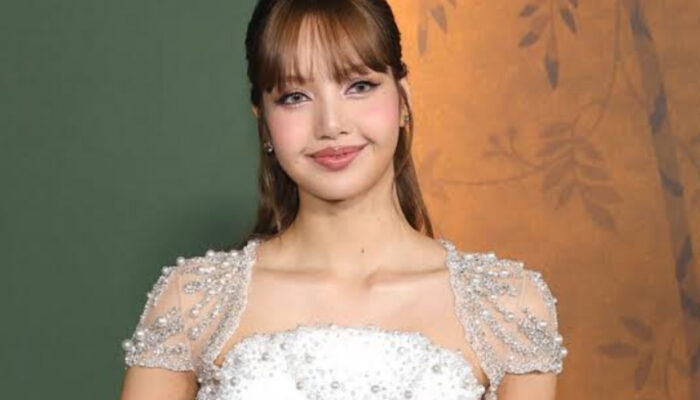 Momen Ikonik Lisa BLACKPINK dan Felix Stray Kids di Paris