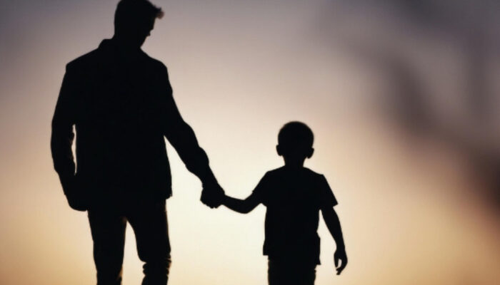 Pahlawan Tanpa Tanda Jasa: Mengulik Perjuangan Sosok Ayah