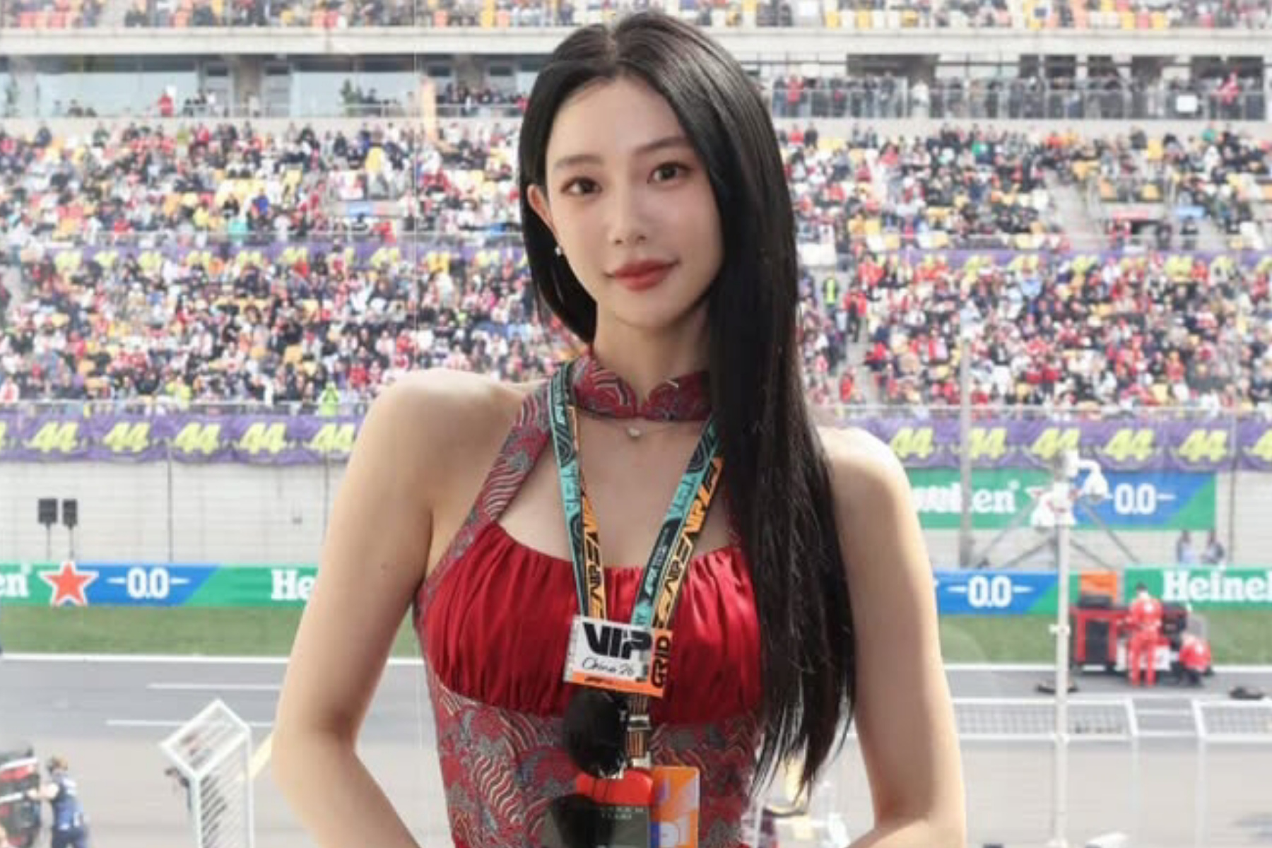 Penampilan Glamor Clara di F1: Kabar Terbaru Pasca Perceraian