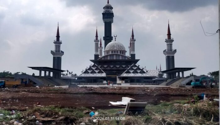 Penundaan Hotel Haji Masjid Raya Nurul Wathon Pakansari Langkah Tepat, Jangan Paksakan Proyek Mercusuar!!
