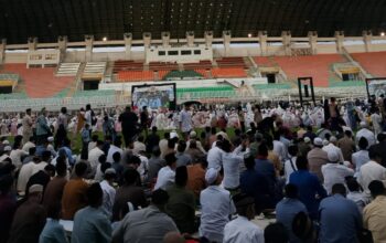 Pertama Kalinya, Ribuan Warga Kabupaten Bogor Salat Id di Stadion Pakansari Cibinong 3 Pertama Kalinya, Ribuan Warga Kabupaten Bogor Salat Id di Stadion Pakansari Cibinong