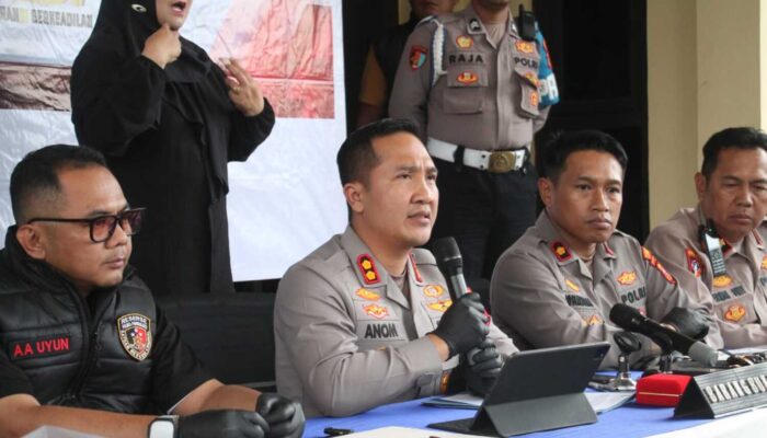 Polres Purwakarta Ringkus Komplotan Pencuri Rumah Mewah