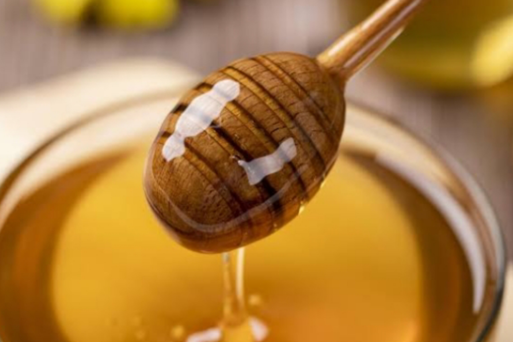 Rahasia Madu untuk Batuk: Solusi Alami yang Manjur dan Nyaman di Tenggorokan