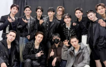 SEVENTEEN Cetak Sejarah di Kai Tak Stadium Hong Kong 3 SEVENTEEN Cetak Sejarah di Kai Tak Stadium Hong Kong