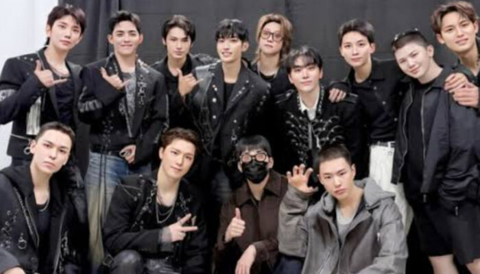 SEVENTEEN Cetak Sejarah di Kai Tak Stadium Hong Kong