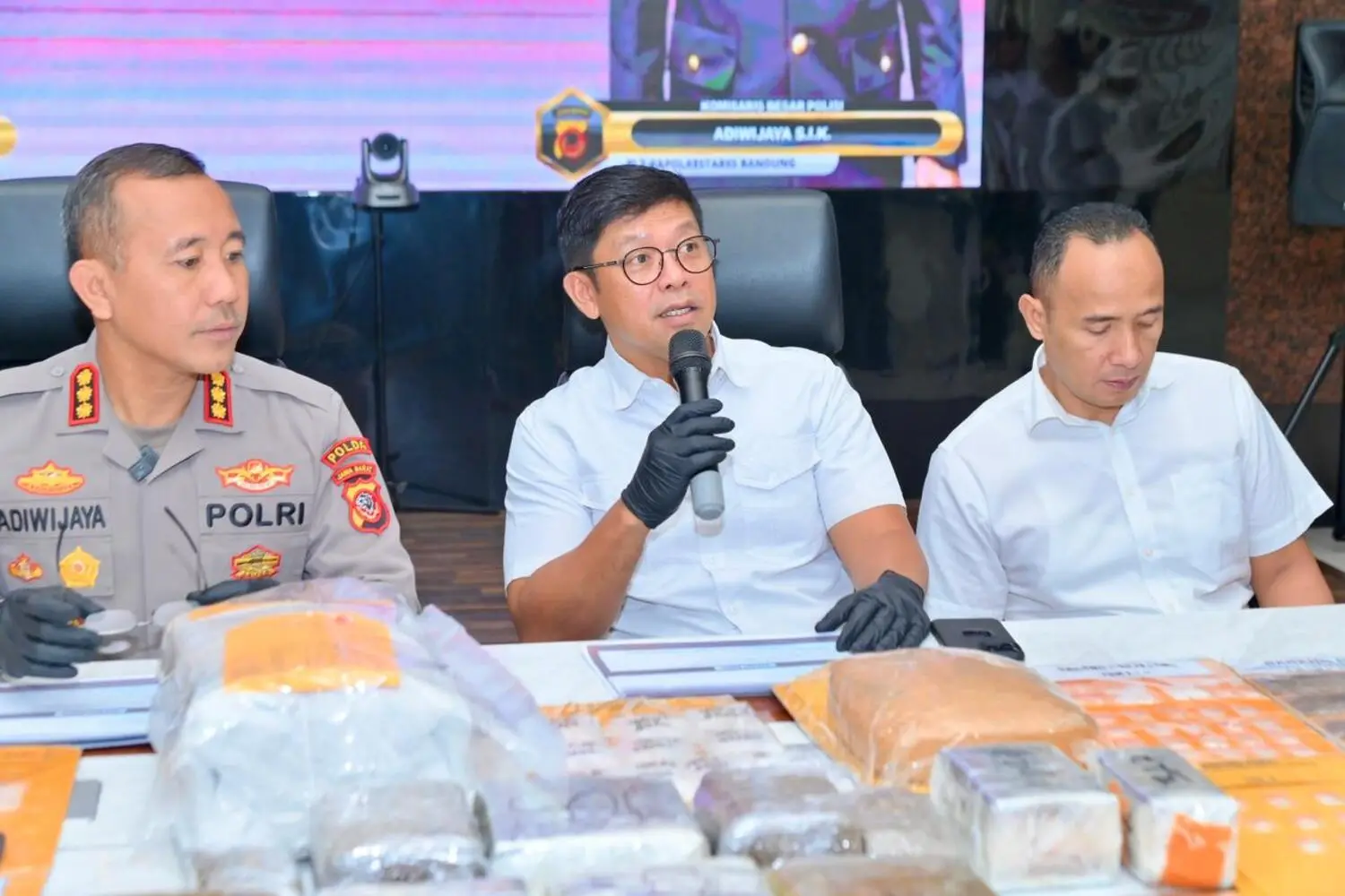 Sabu hingga Ganja Disita, Polisi Tangkap 39 Pengedar di Bandung