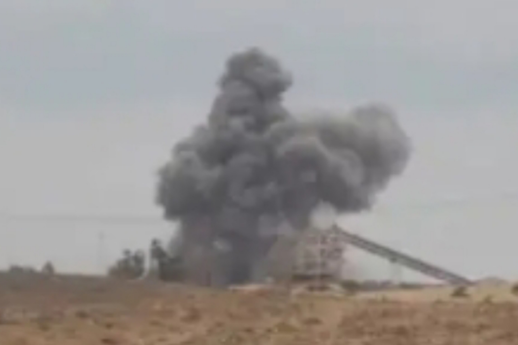 Serangan di Pabrik Industri Negev Israel