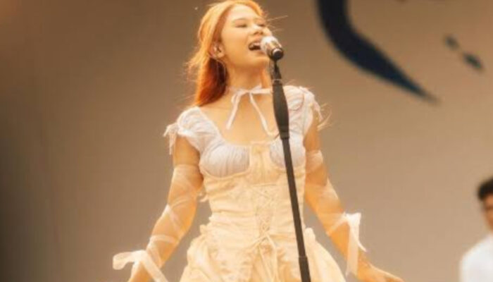 Tangis Haru di Panggung! Nadin Amizah Siapa Vidi?