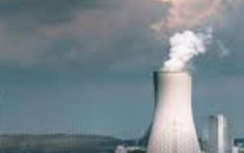 Timur Tengah Membara! Trump Pertimbangkan Serangan ke Nuklir Iran