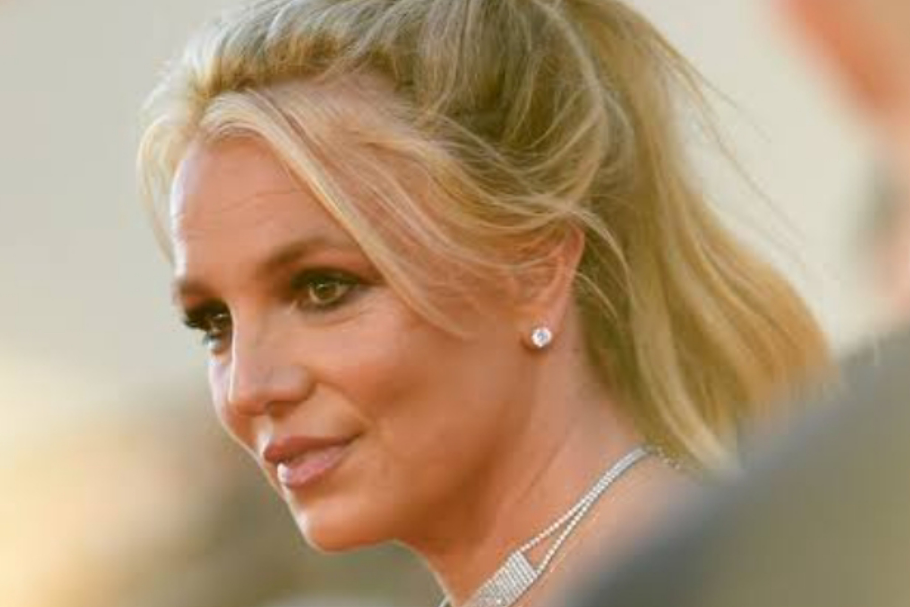 Viral! YouTuber Sa Mang Fox Bongkar Praktik Iklan Terselubung