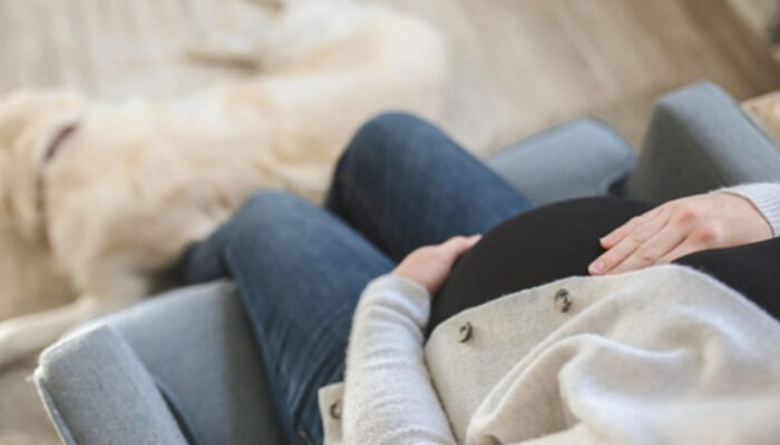 Waspada Sakit Pinggang Trimester 3: Normal atau Bahaya?