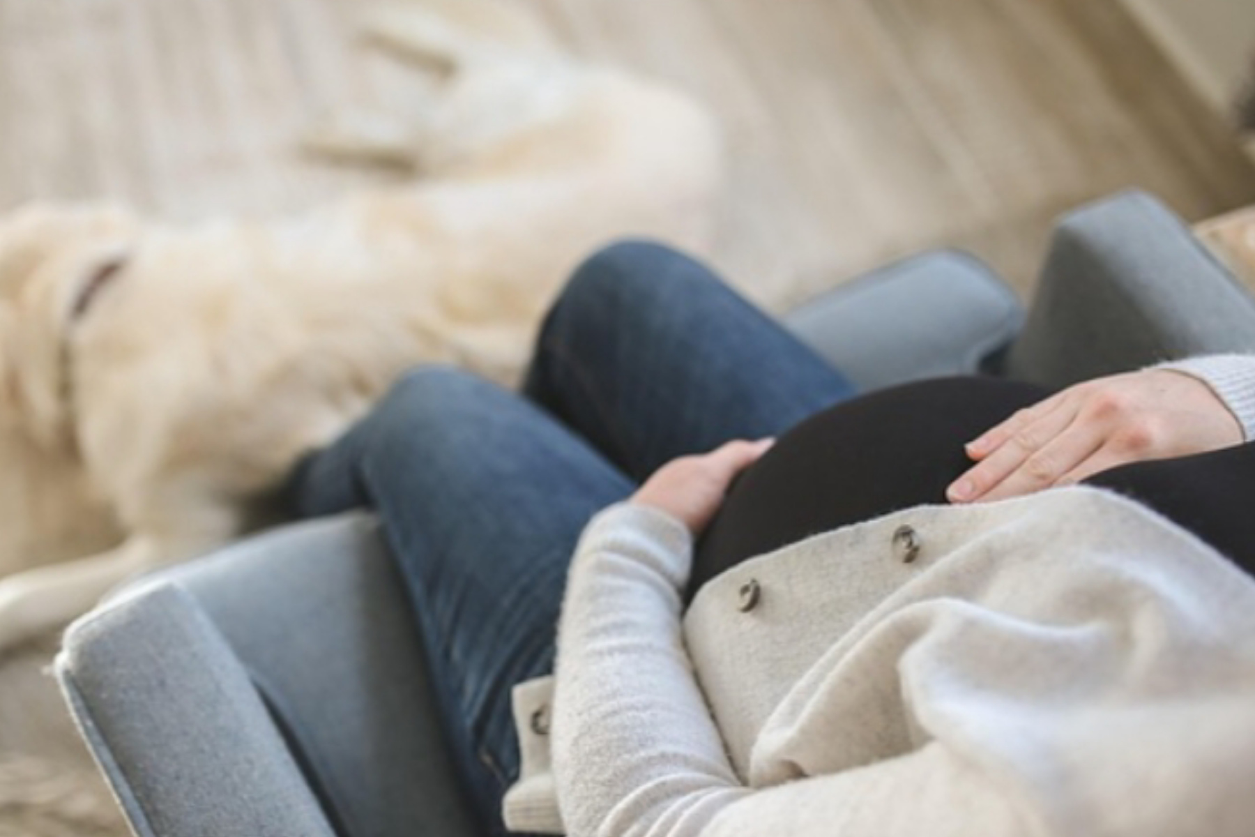 Waspada Sakit Pinggang Trimester 3: Normal atau Bahaya?