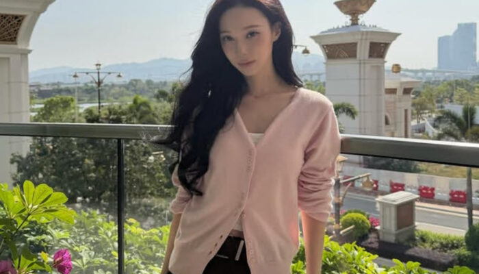 Winter aespa Tampil Mempesona dengan Konsep ‘Bare Face’ di Esquire!