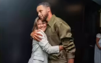 Akhiri Masa Duka, Ibunda Stephen Curry Kembali ke Media Sosial dengan Pesan Menyentuh