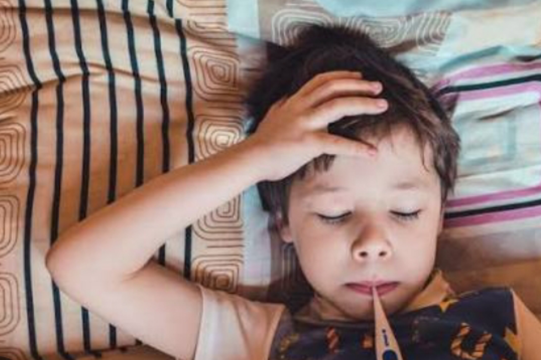 Anak Menggigil Saat Demam? Jangan Panik, Ini Panduan Medisnya! 1 Anak Menggigil Saat Demam? Jangan Panik, Ini Panduan Medisnya!