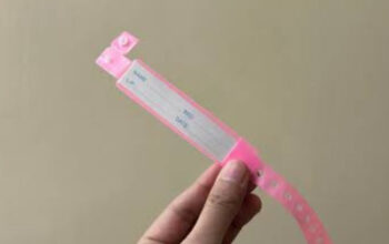 Apa Arti Gelang Pink Rumah Sakit? Ternyata Ini Fungsi Pentingnya! 3 Apa Arti Gelang Pink Rumah Sakit? Ternyata Ini Fungsi Pentingnya!