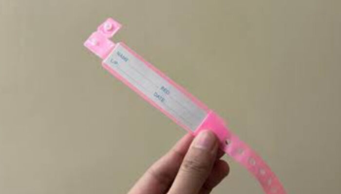 Apa Arti Gelang Pink Rumah Sakit? Ternyata Ini Fungsi Pentingnya!