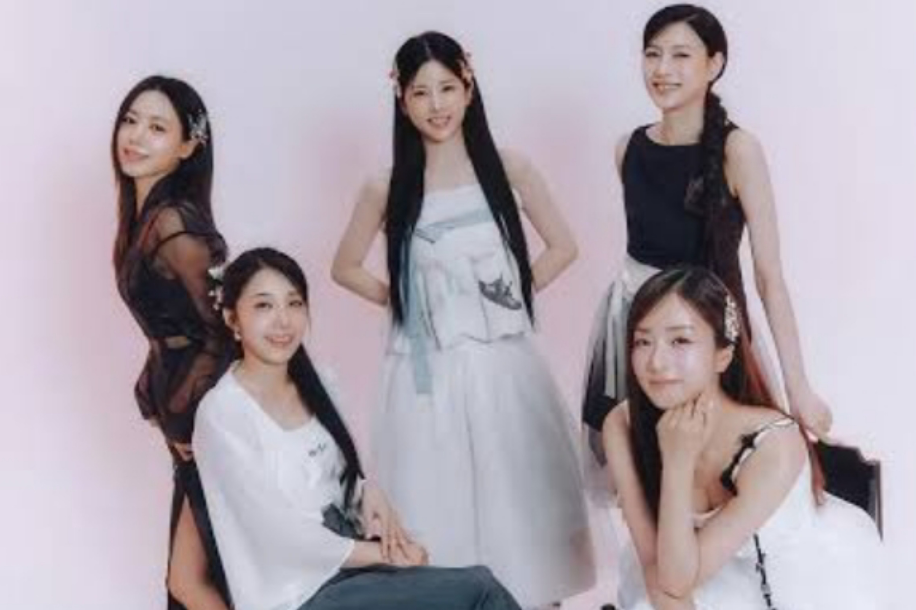 Apink Rayakan 15 Tahun Debut dengan Lagu Spesial '15th Season'