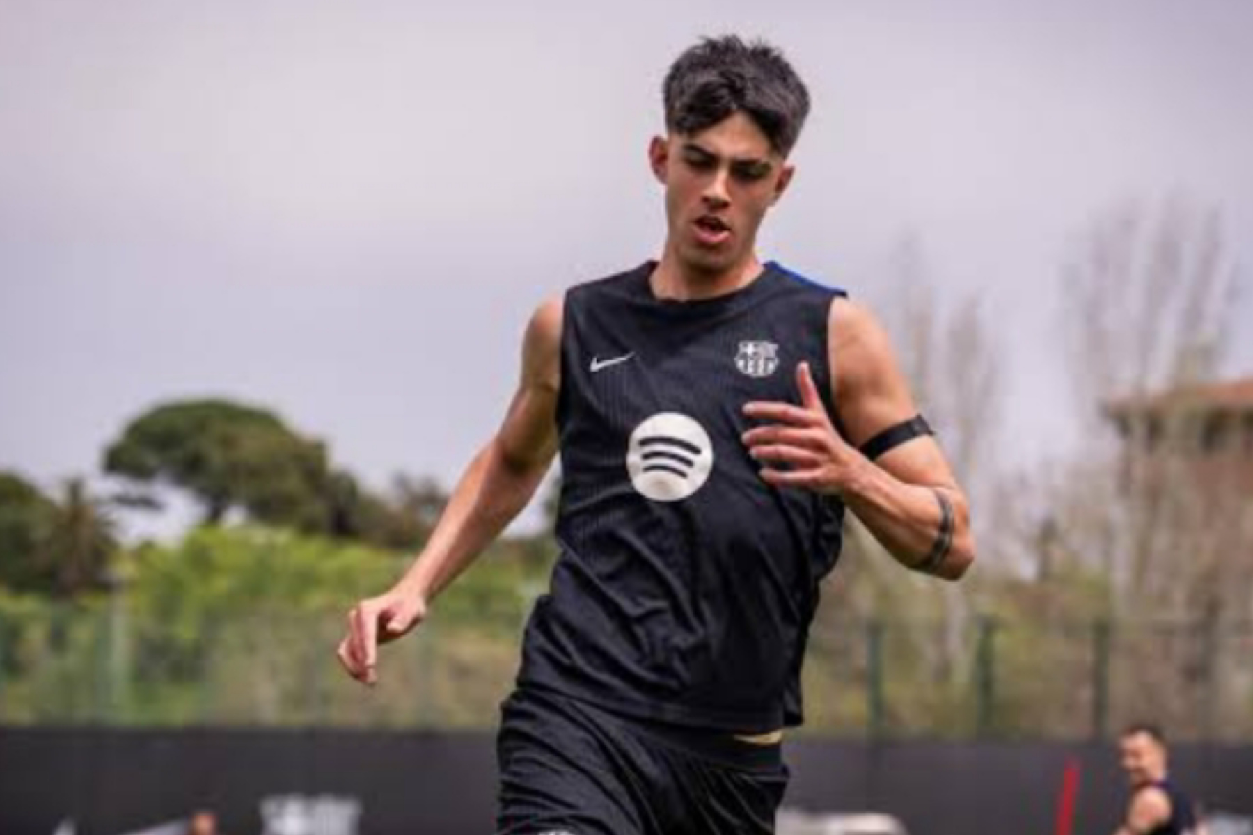 Atletico Madrid Incar Marc Bernal: Akankah Barcelona Rela Melepas Asetnya?