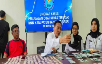 BNN Grebek Peredaran Obat Keras di Batujajar Bandung Barat