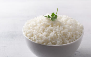 Bahaya Makan Nasi Basi: Gejala dan Risiko yang Mengintai