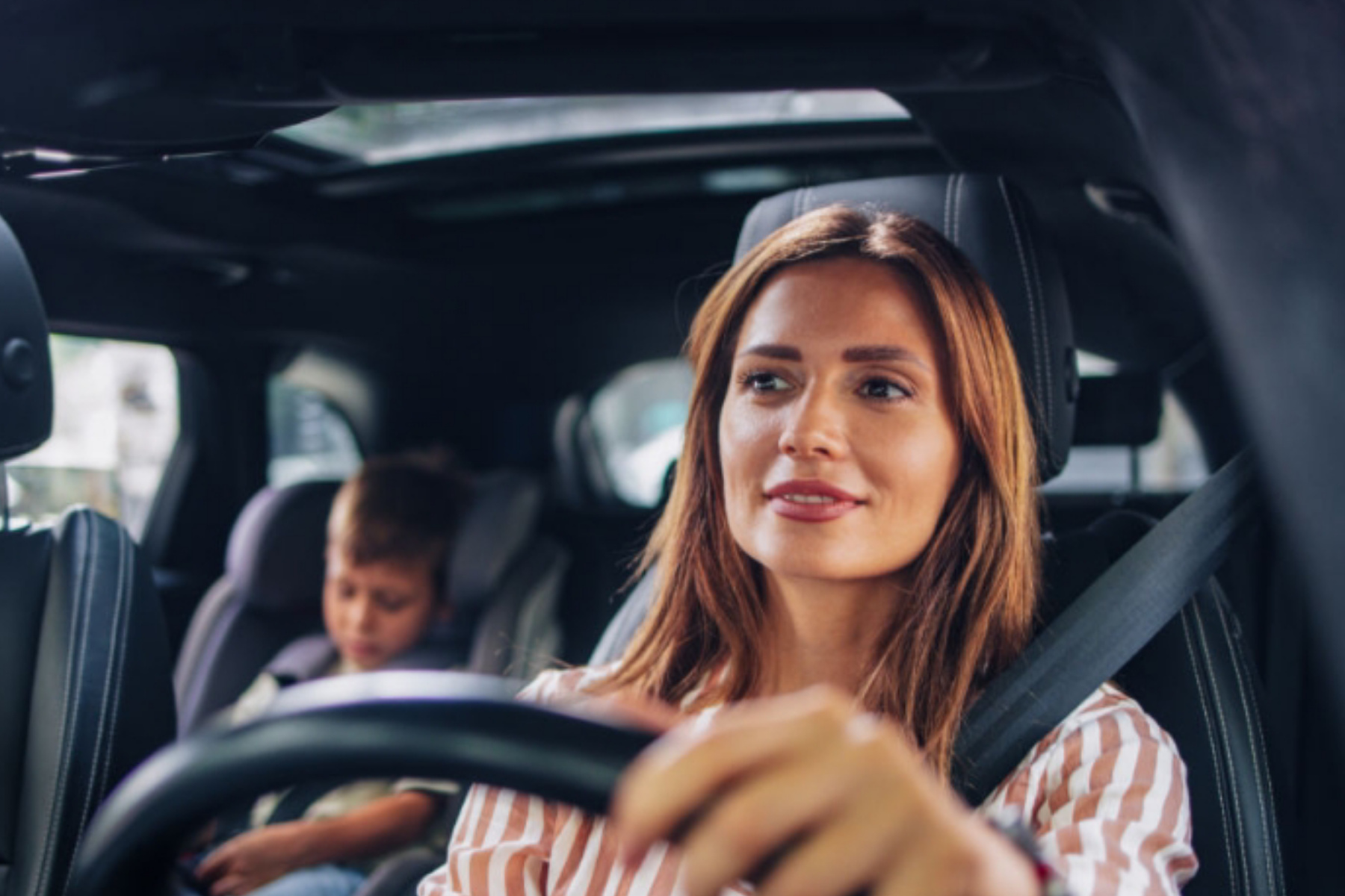 Bahaya Mengintai di Jalan: Pentingnya Fokus Saat Berkendara