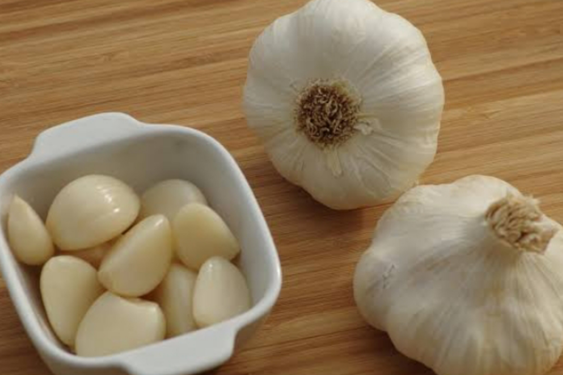 Bawang Putih untuk Jerawat: Solusi Alami atau Risiko Bagi Kulit?