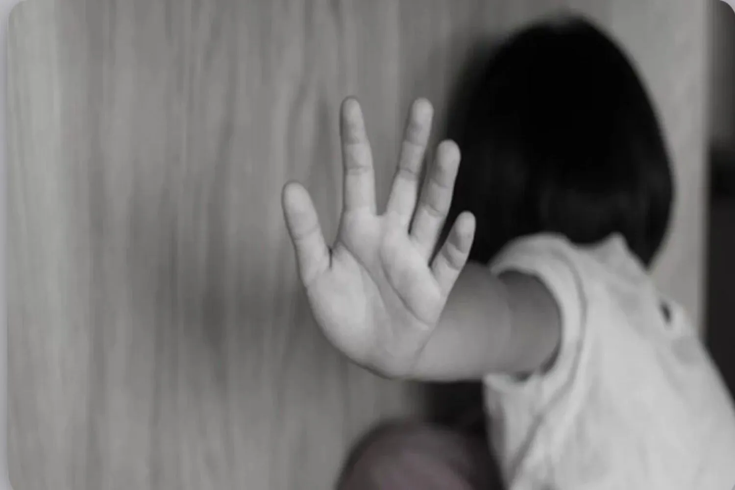 Bocah 7 Tahun di Karawang Dianiaya Ayah Tiri