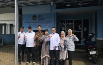 DLH Kabupaten Sukabumi Perketat Pengawasan Limbah SPPG, Hj. Nunung Nurhayati: "Apresiasi Bagi yang Patuh, Lingkungan Adalah Prioritas!" 9 DLH Kabupaten Sukabumi Perketat Pengawasan Limbah SPPG, Hj. Nunung Nurhayati: "Apresiasi Bagi yang Patuh, Lingkungan Adalah Prioritas!"