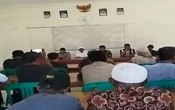 Dana Desa Rp200 Juta Disorot, Puluhan Warga Cianjur Geruduk Kantor Desa