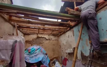 Dari Musibah ke Harapan: Rumah Endang di KBB Dibangun Lagi Berkat Solidaritas 3 Dari Musibah ke Harapan: Rumah Endang di KBB Dibangun Lagi Berkat Solidaritas