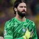 Dilema Liverpool: Alisson Becker Tetap Bertahan atau Dijual?