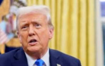 Donald Trump Targetkan "Kesepakatan Besar" dengan Iran di Pakistan 3 Donald Trump Targetkan "Kesepakatan Besar" dengan Iran di Pakistan