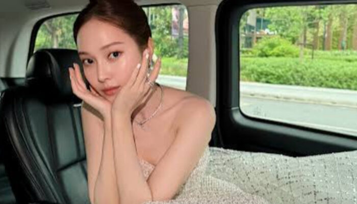 Gaya Elegan Jessica Jung: Pesona ‘Ice Princess’ di Pantai Vietnam