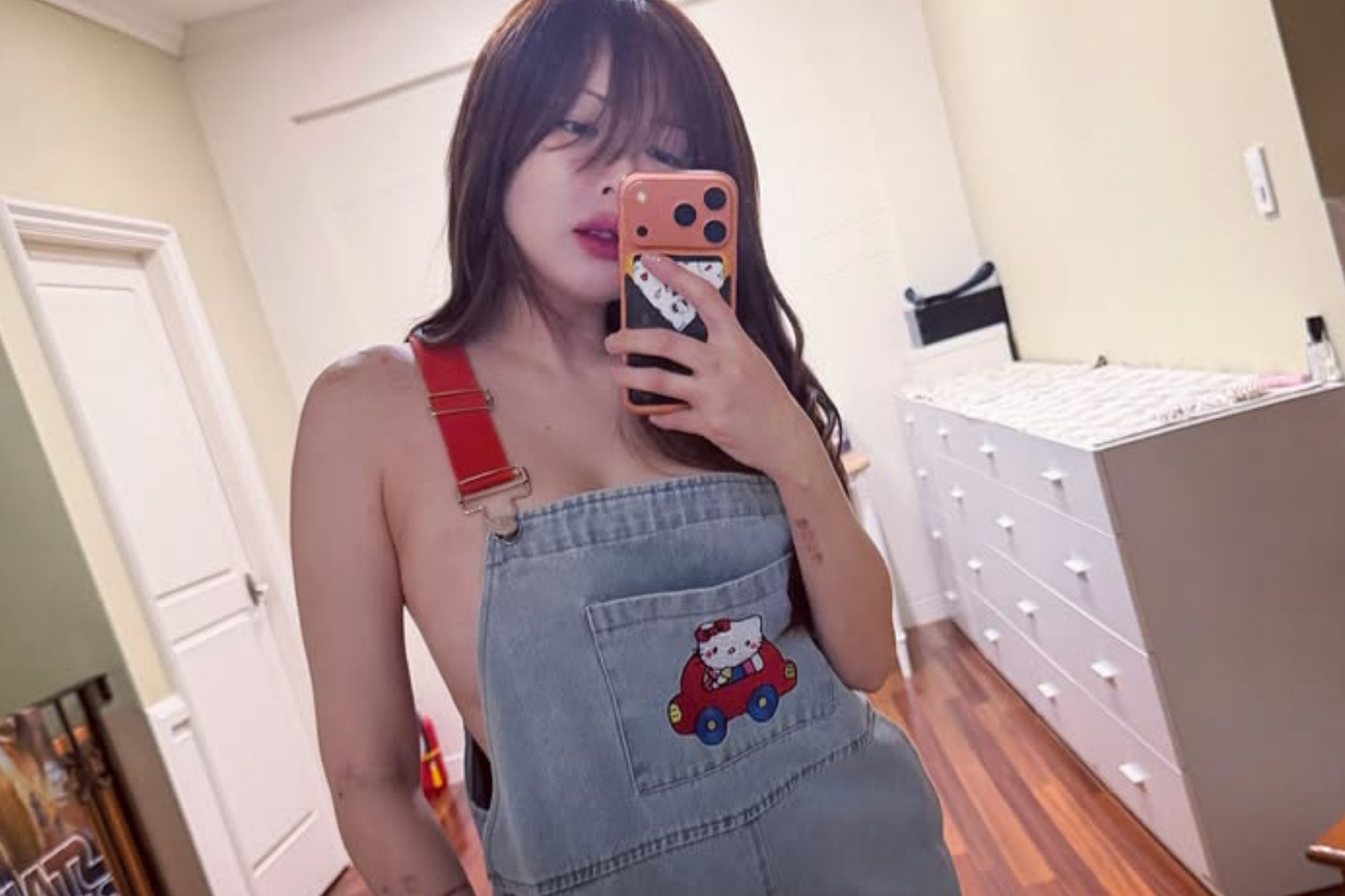 HyunA Resmi Berpisah dengan Agensi At Area Setelah Dua Tahun