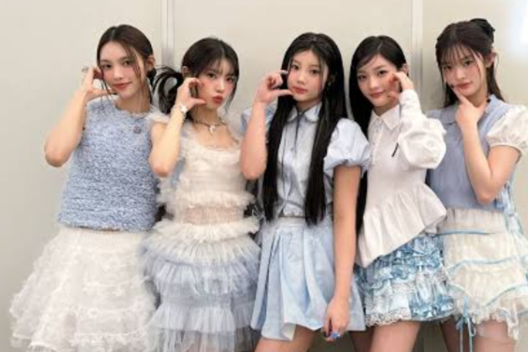 ILLIT Rilis Versi Korea "Bubee": Jadi Gadis Penyihir yang Manis