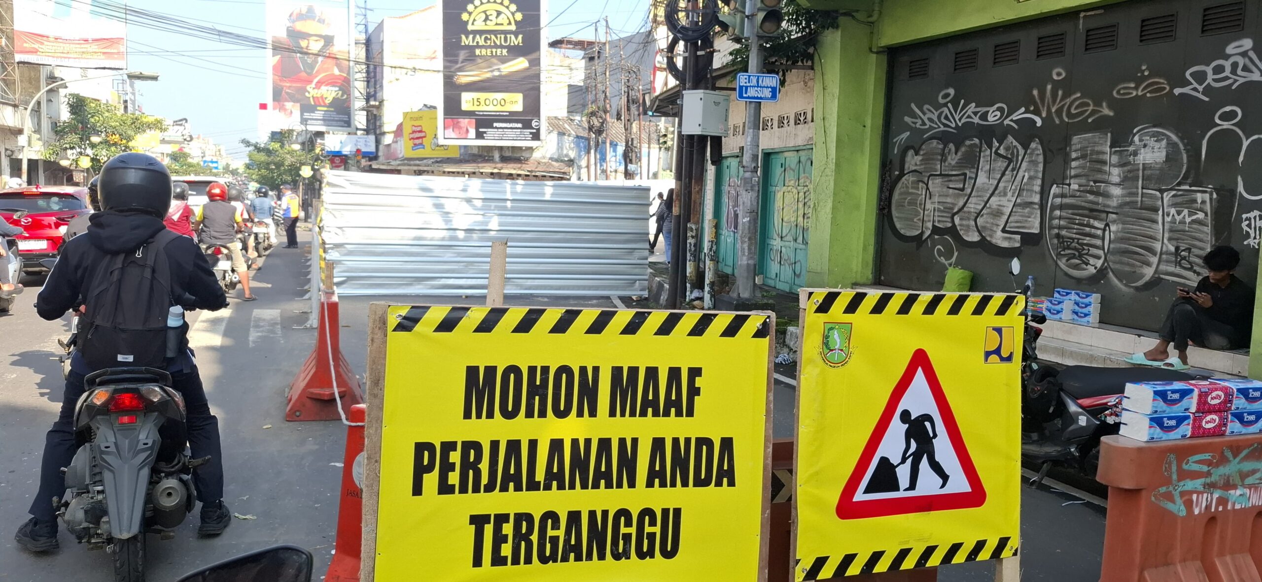 Wujudkan Jalan Standar Tol, Wali Kota Sukabumi Tinjau Langsung Betonisasi Jalan Gudang 1 IMG 20260414 WA0011 scaled