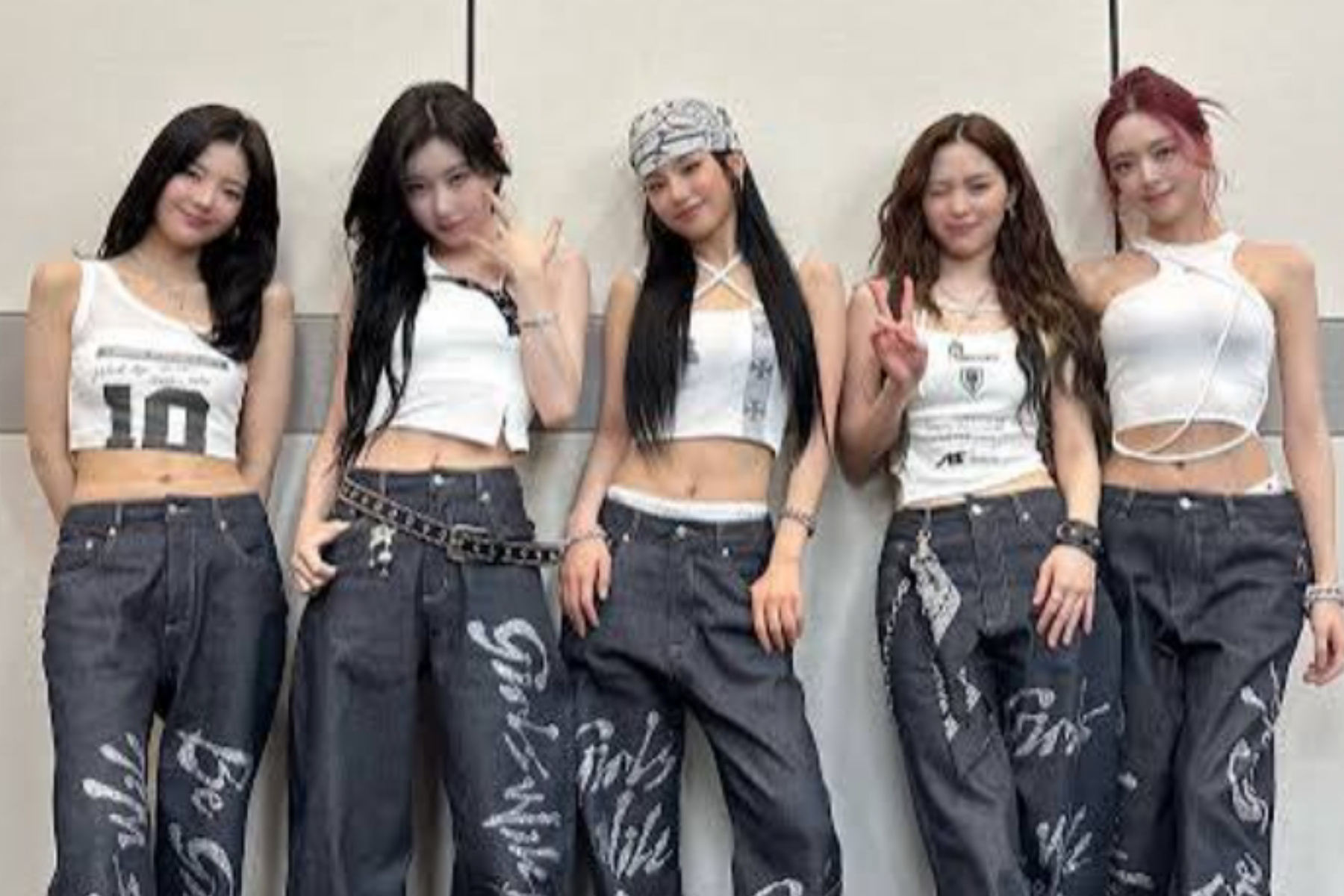 ITZY Rilis Jadwal Comeback Album Mini Ke-12 'Motto'