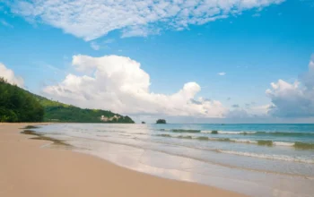 Ibu dan Anak Terseret Ombak di Pantai Sundak Berhasil Diselamatkan