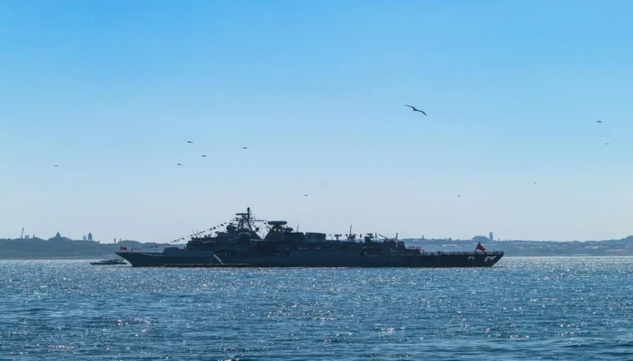 Iran Klaim Serang Kapal Induk Abraham lincoln, AS Membantah