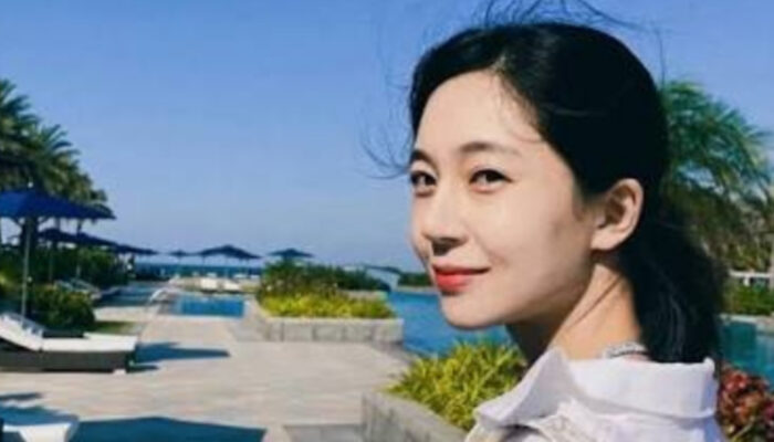Isak Tangis Baek Jin Hee: Akun YouTube Sempat Dihapus Sepihak
