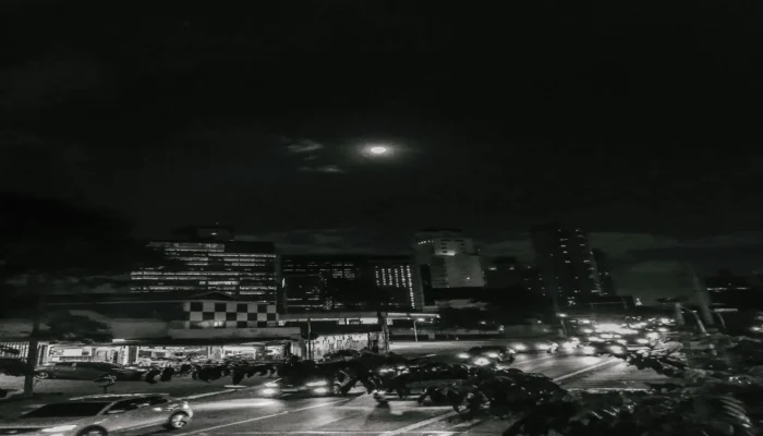 Jakarta Gelap Mendadak, Ini Penyebabnya