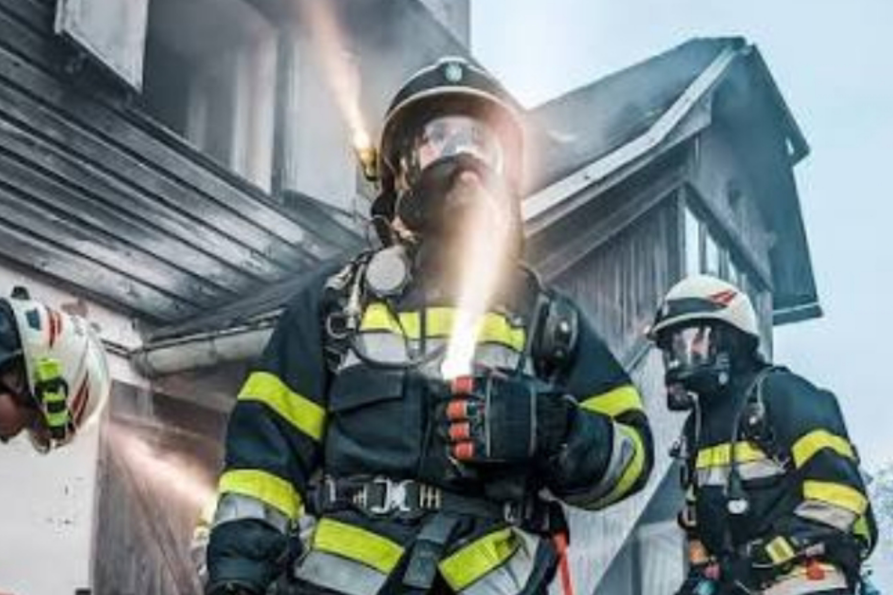 Jangan Panik! Begini Cara Menggunakan APAR yang Benar di Rumah