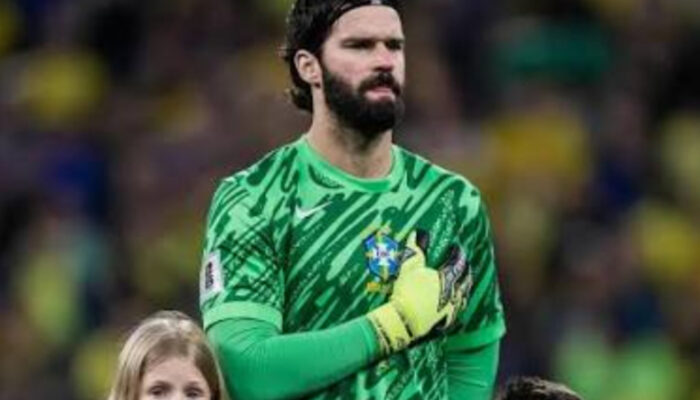 Kejutan Bursa Transfer! Alisson Becker Makin Dekat Menuju Pintu Keluar Liverpool