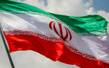 Ketegangan Meningkat: Iran Siap Balas Blokade Amerika Serikat 3 Ketegangan Meningkat: Iran Siap Balas Blokade Amerika Serikat