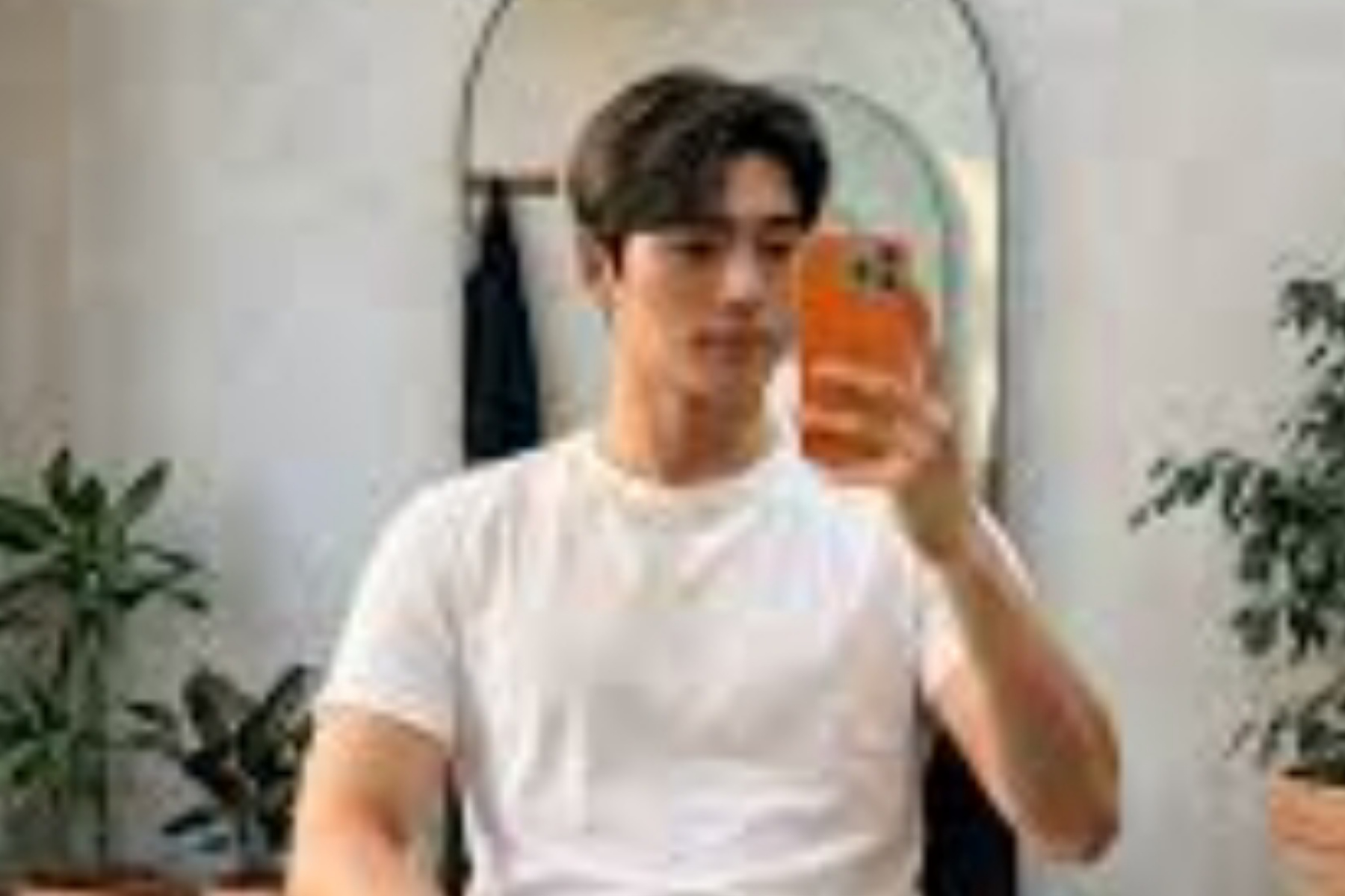 Kisah Ajaib Kim Sang Hyuk: Jatuh dari Lantai 11 Apartemen Tapi Nyawa Selamat!