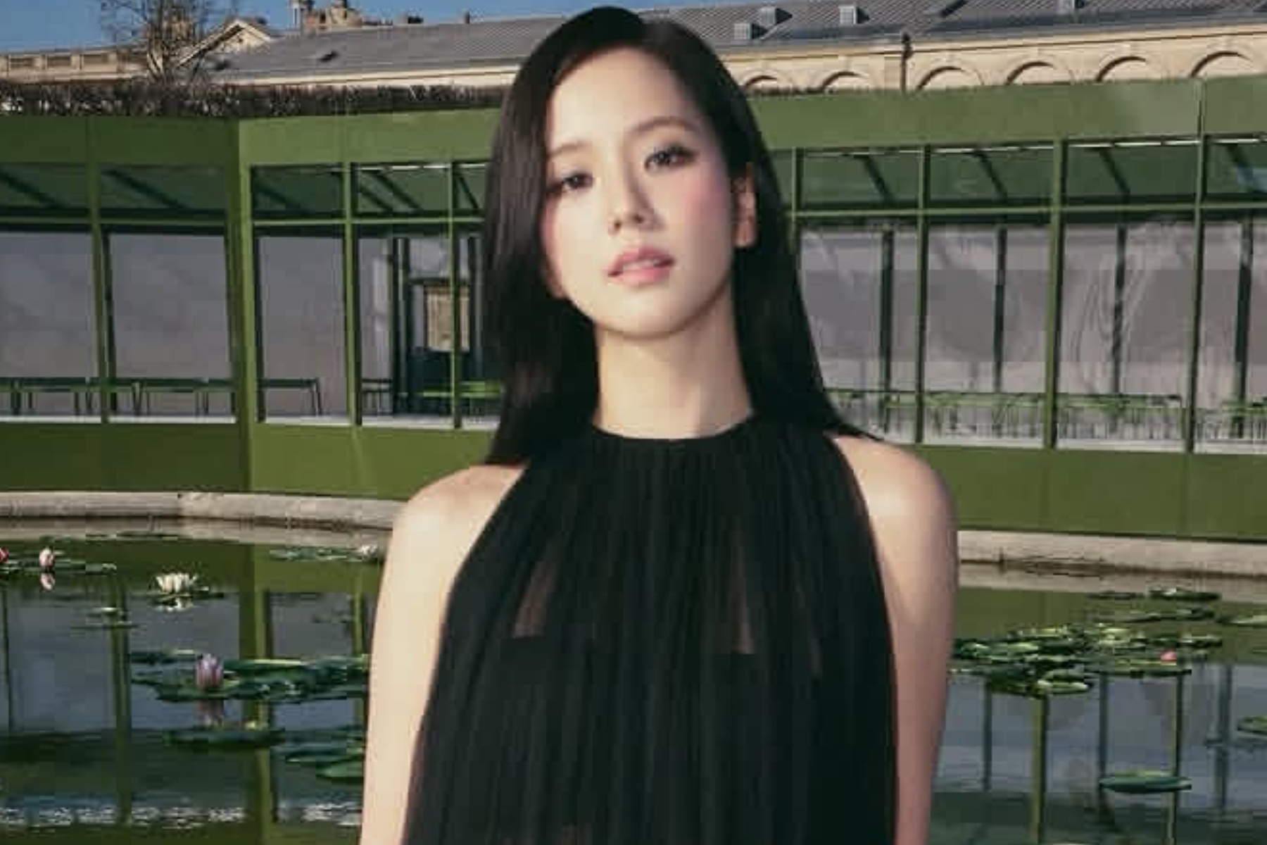 Kontroversi Keluarga Jisoo BLACKPINK: Kakak Perempuan Muncul di Acara Fashion