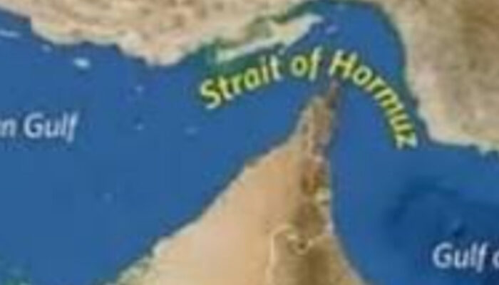 Laga Diplomasi Selat Hormuz: Trump Rahasiakan ‘Kabar Baik’ di Tengah Tekanan Global